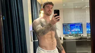 Chris Hatton Has Smooth Energy